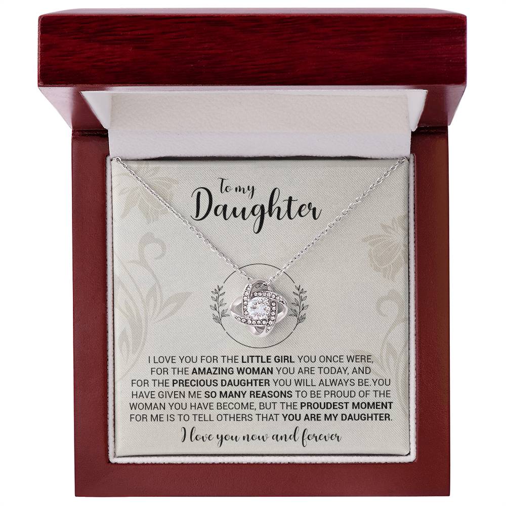 The Perfect Necklace for a Daughter: A Gift She’ll Treasure Forever